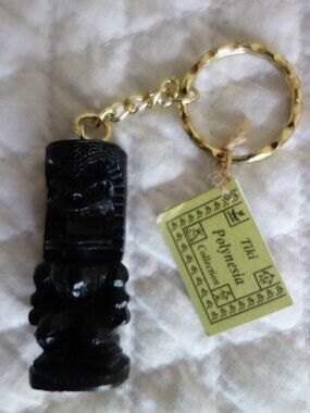 NWT TIKI POLYNESIA COLLECTION Keychain